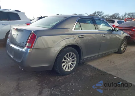 2012 Chrysler 300 из США, поврежденный, VIN 2C3CCAAG7CH202649